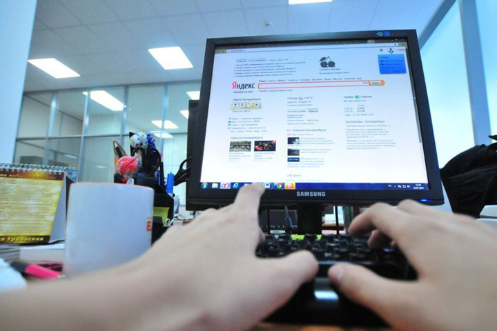 Власти поставили на контроль интернет-трафик в новосибирских школах