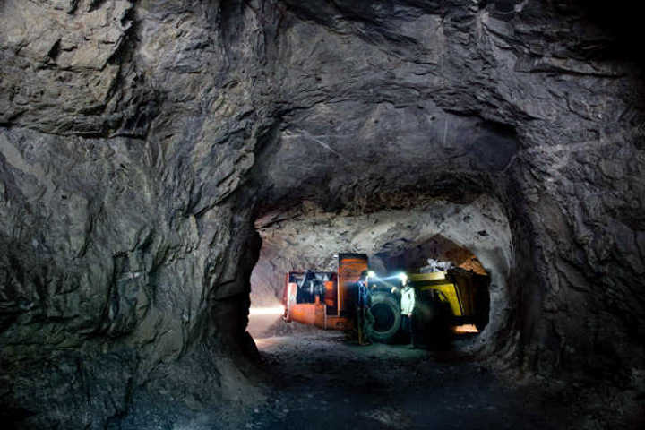 Забайкальские шахтеры отказались подниматься на поверхность из-за долгов