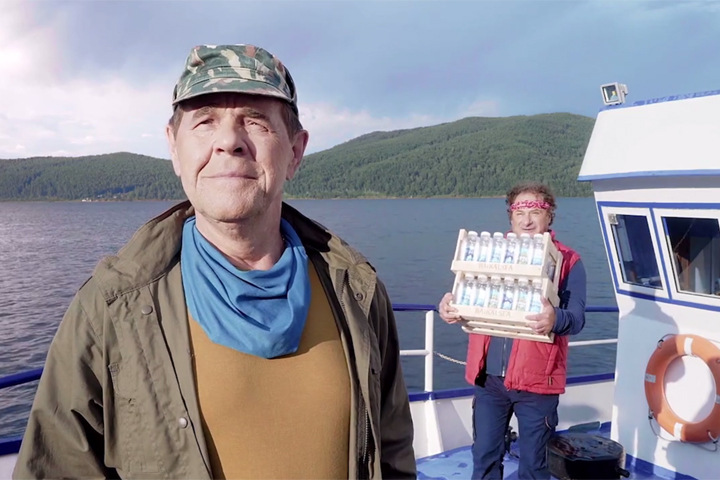 Звезды «Особенностей национальной рыбалки» снялись в рекламе байкальской воды
