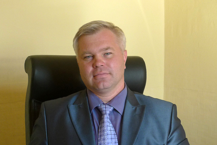 Глава департамента промышленности Кузбасса отстранен от должности за драку