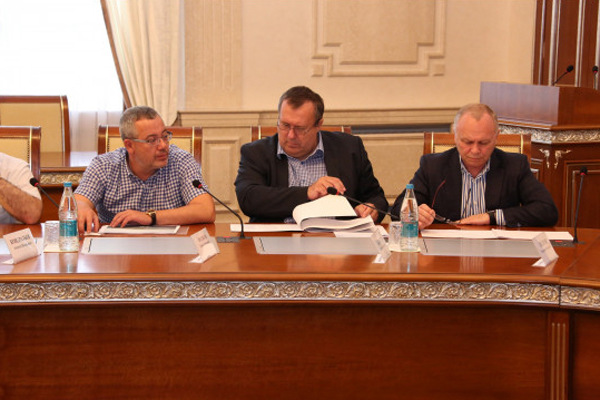 Губернатор поручил выбрать «оптимальный вариант» проекта нового ЛДС в Новосибирске