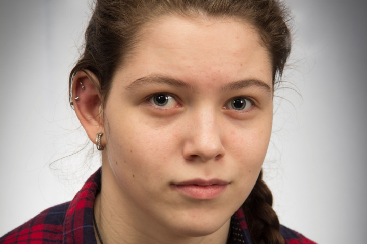 Девушке с ДЦП из Новосибирской области нужна помощь в реабилитации
