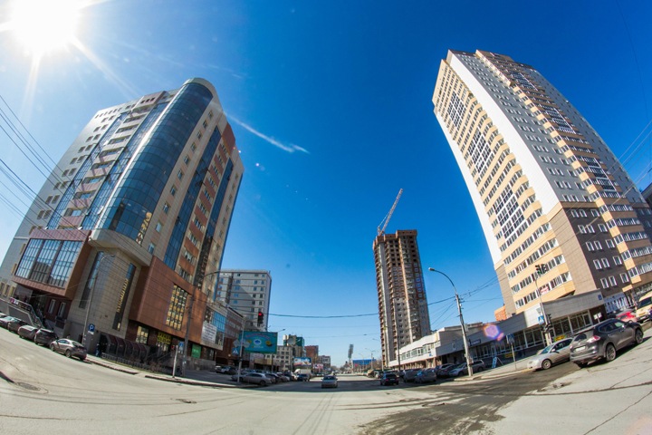 Новосибирские власти хотят поднять компенсации за аренду жилья чиновникам