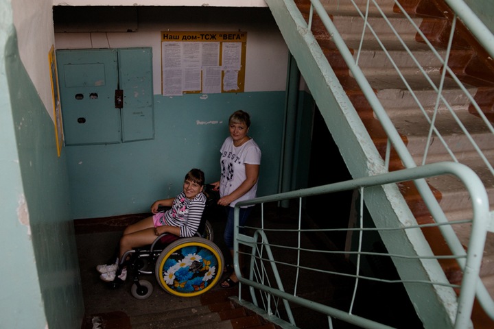 Власти обследуют жилье новосибирских инвалидов на доступность