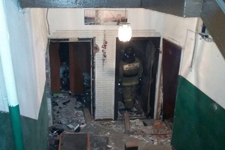 Жилой дом эвакуирован в Новосибирске из-за взрыва газового баллона
