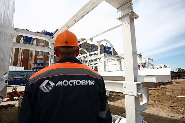 «Мостовик» до сих пор должен зарплату 10 тысячам бывших сотрудников