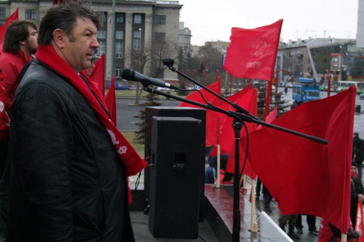 Состояние попавшего в ДТП лидера красноярских коммунистов удовлетворительное