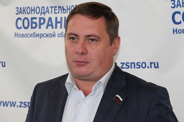 Новосибирские депутаты отсрочили переезд сельским рынкам
