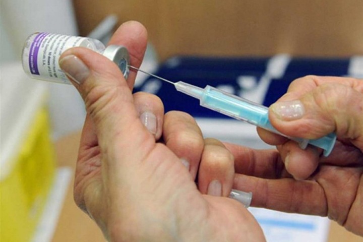 Прививки от гриппа получили треть жителей Новосибирской области