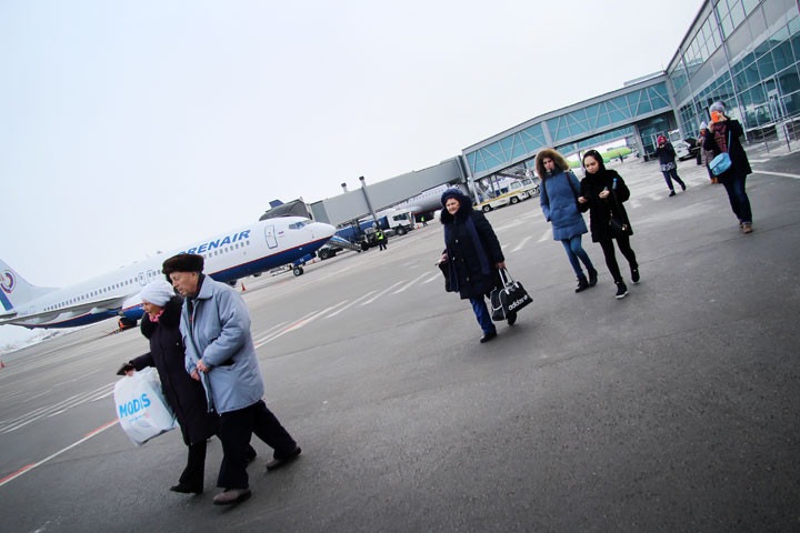 Новосибирский аэропорт эвакуировали из-за сообщения о бомбе