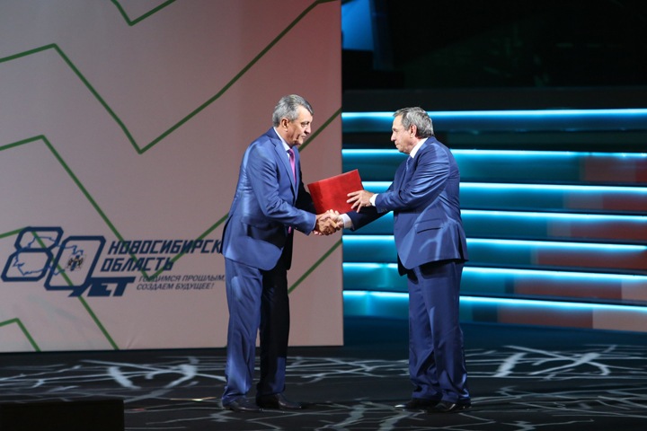 Путин, Медведев и Матвиенко поздравили Новосибирскую область с 80-летием