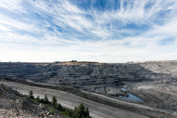 Новосибирские власти перевели почти 1,5 га сельхозземель под добычу угля