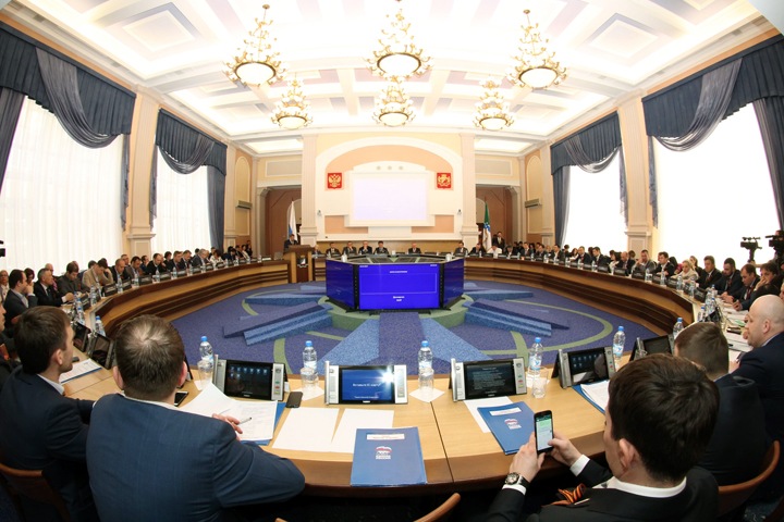Горсовет Новосибирска принял «слепленный из того, что было» бюджет