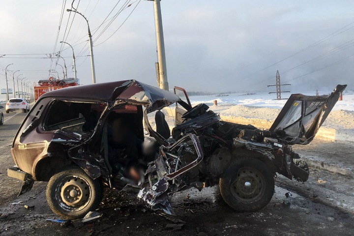 Два человека погибли в ДТП с машиной сына иркутских бизнесменов