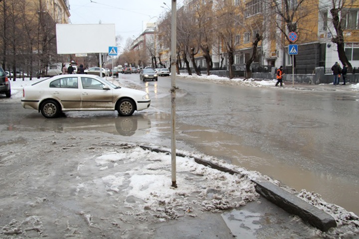 Общественники хотят проверить весь песок для дорог Новосибирска