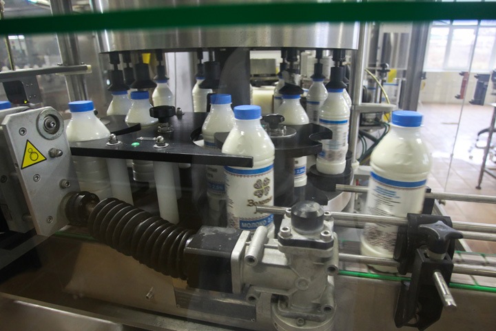 Поправки в техрегламент смешали цельное и восстановленное молоко