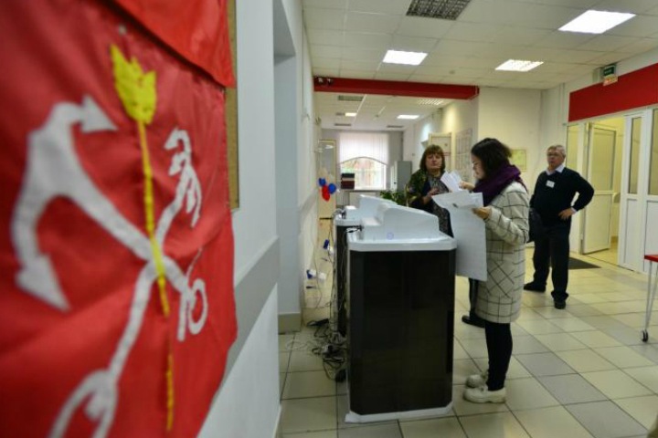 СМИ выяснили, зачем петербуржцев отправили голосовать в Сибирь