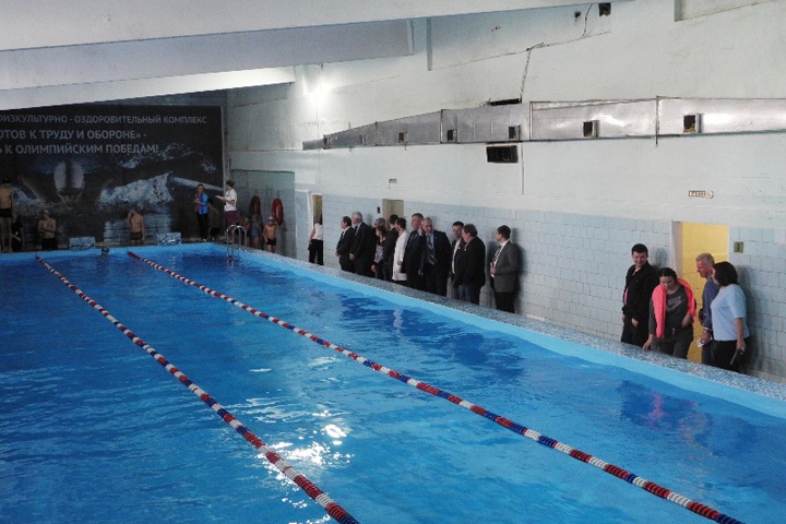Кемеровский СК начал проверку массового отравления детей в бассейне