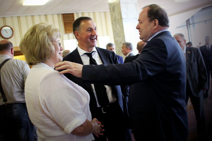 Новосибирский сенатор Лаптев увеличил доходы в два раза
