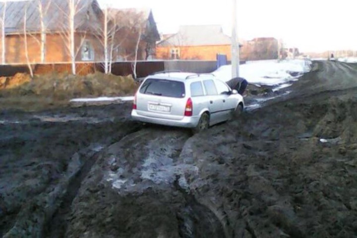 Омские чиновники увидели «экстремизм» в посте о плачевном состоянии дороги