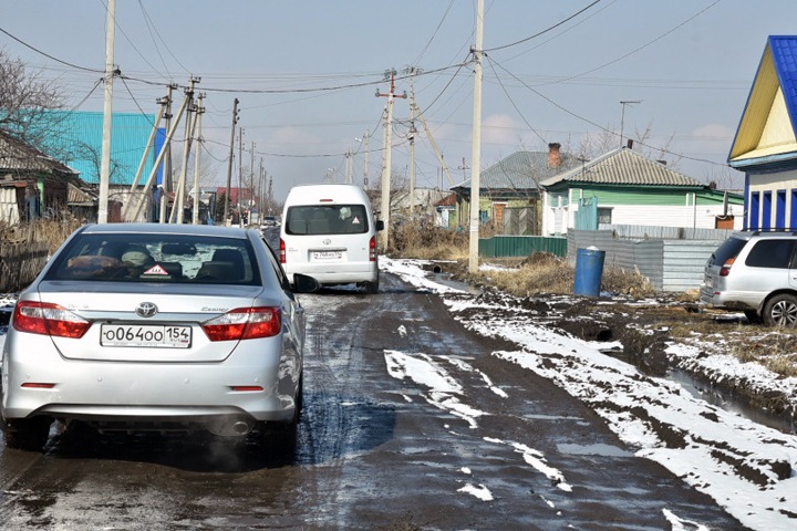 Травников констатировал плохие дороги в Барабинске
