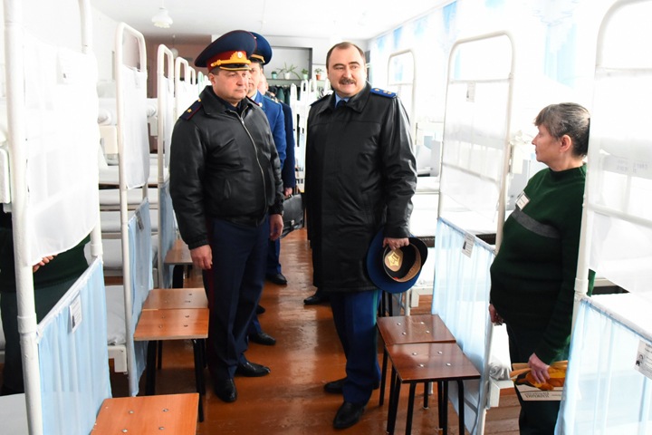 Новосибирские прокуроры раскрыли доходы