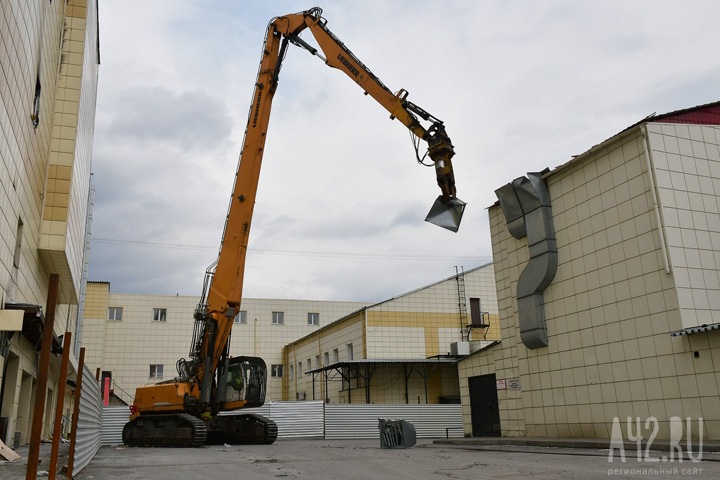 Снос ТЦ «Зимняя вишня» в Кемерове приостановлен на неопределенный срок