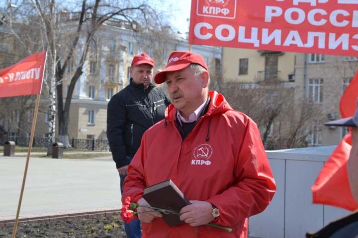 КПРФ готовит Владимира Карпова к борьбе с Цивилёвым на выборах губернатора