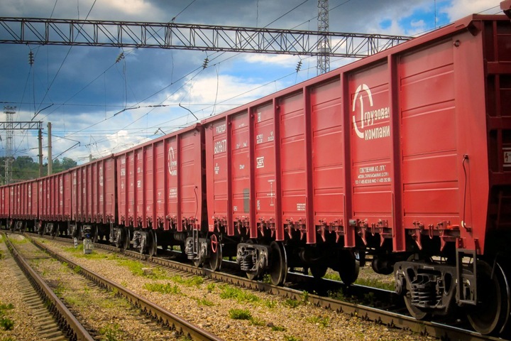 Новосибирский филиал ПГК наращивает перевозку  продукции завода НЛМК