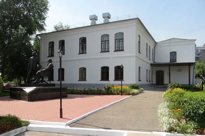 Альфа-Банк и Новокузнецкий краеведческий музей завершили обновление старейшего в Кузбассе образовательного учреждения