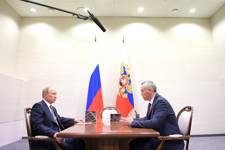 Путин похвалил Травникова за увеличение отгрузок зерна