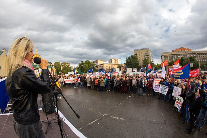 «Зайдите на кладбище, посмотрите годы жизни»: новосибирские профсоюзы продолжают протест против пенсионной реформы