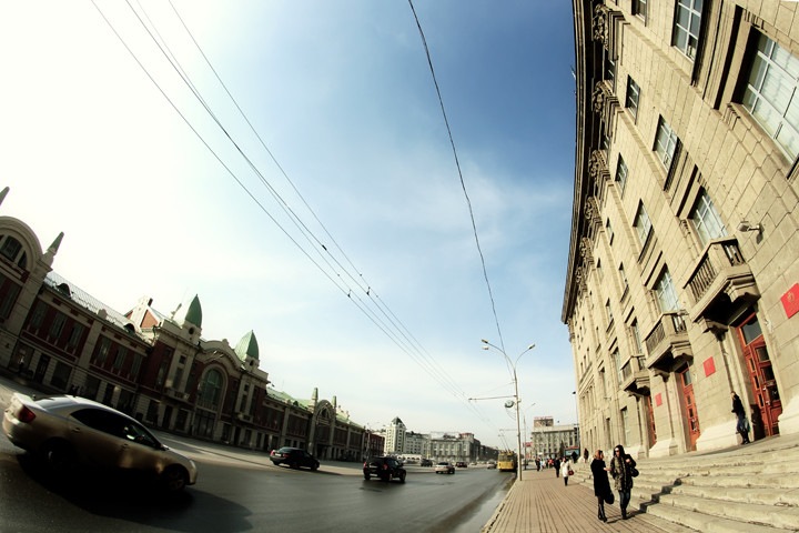 Сотрудник мэрии Новосибирска пойдет под суд за махинации с жильем