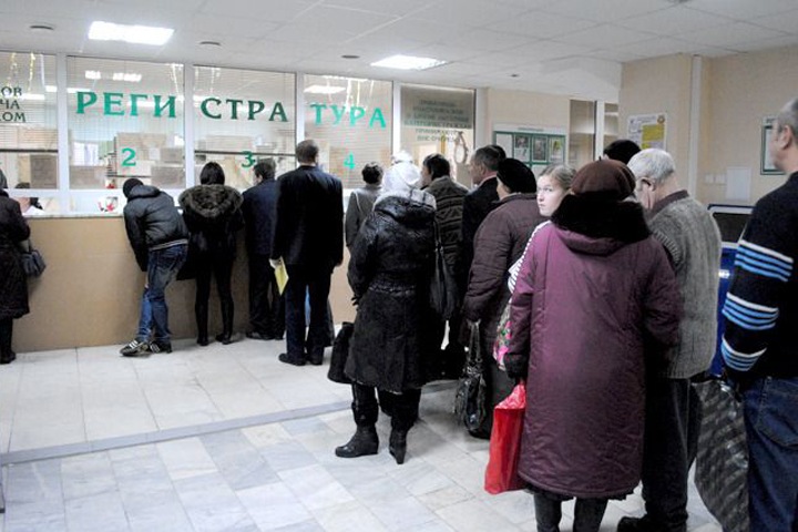 Новосибирские власти пообещали поликлиникам внезапные проверки