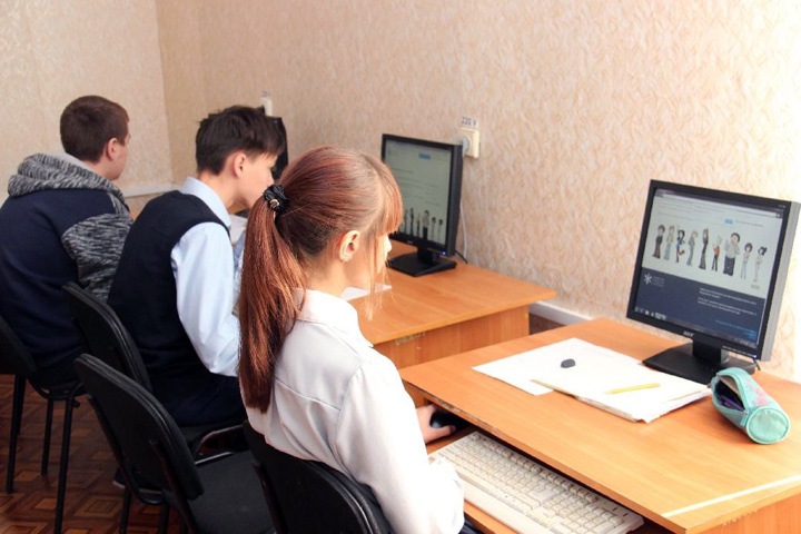 «Ростелеком» увеличил электронные базы школьных библиотек Новосибирской области