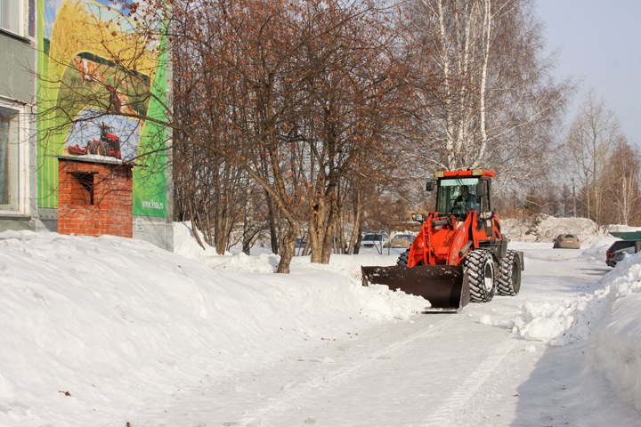 «Снега по колено»: мэр Кемерова недоволен уборкой улиц