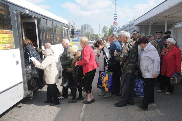 Новосибирский минтранс увеличил число автобусов после жалоб жителей поселка в Мошковском районе