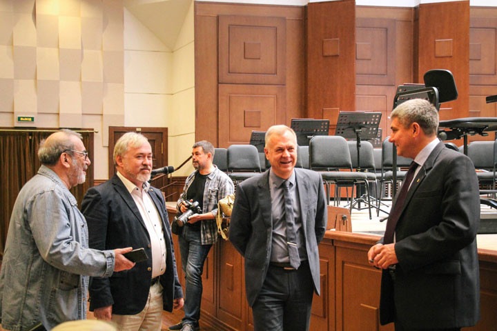 Министр культуры отрицает смену директора новосибирского «Глобуса»