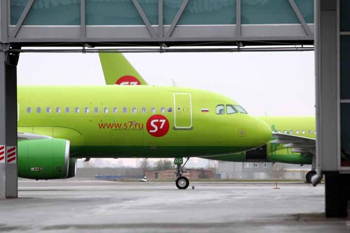 Авиакомпания  S7 сменит свое название