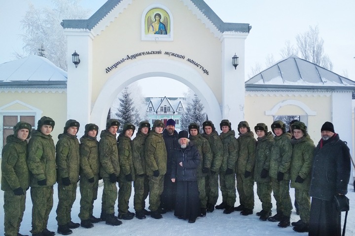 Спецназ ГРУ исповедался в новосибирском монастыре