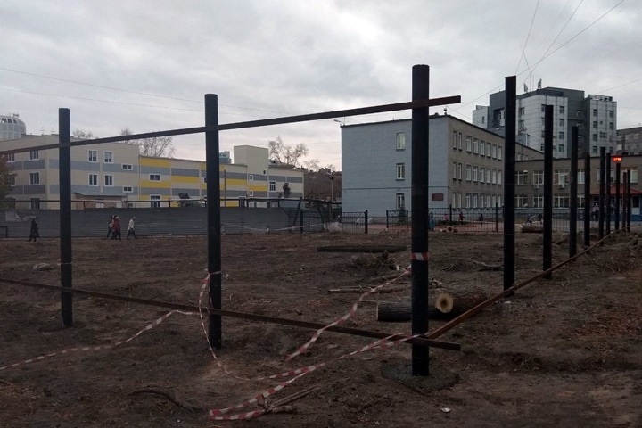 Суд отменил запрет на строительство возле новосибирского лицея №22