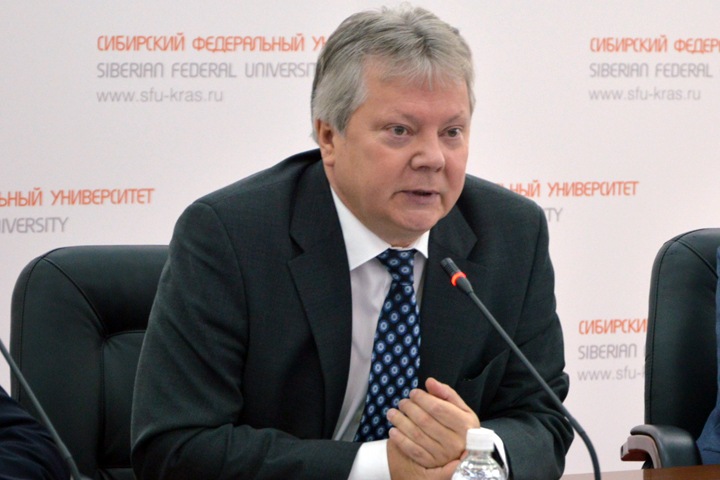 Автор доноса на экс-сенатора Мананникова устроился в Сибирский федеральный университет