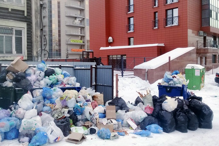 Депутаты попросят Травникова снизить тарифы на вывоз мусора