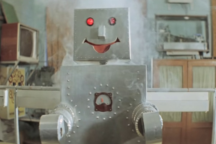 Работающий в новосибирском МФЦ инновационный робот Николай не запомнил своего имени