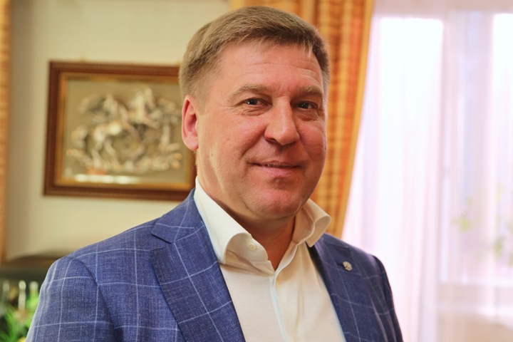 Родственник скончавшегося новосибирского депутата Прибаловца пойдет на довыборы по его округу
