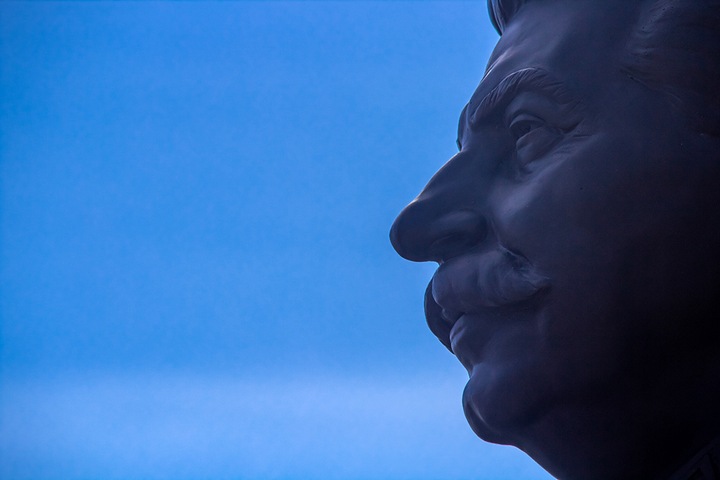 «Это решение народа»: в Новосибирске открыт памятник Сталину