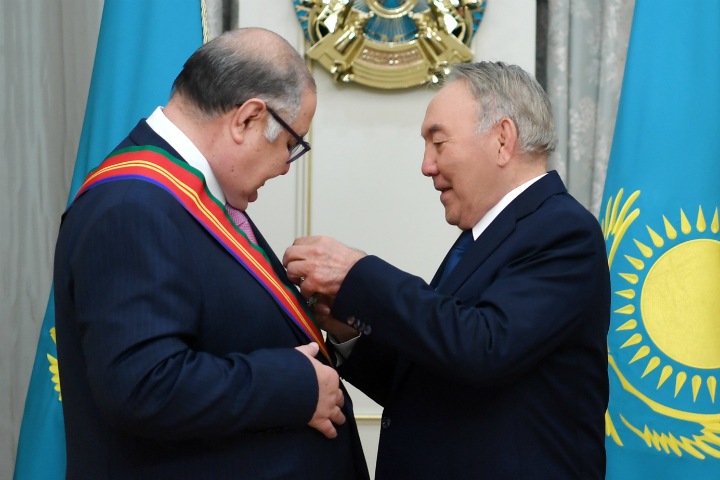 Усманов получил орден от Назарбаева «за вклад в дружбу между Казахстаном и Россией»