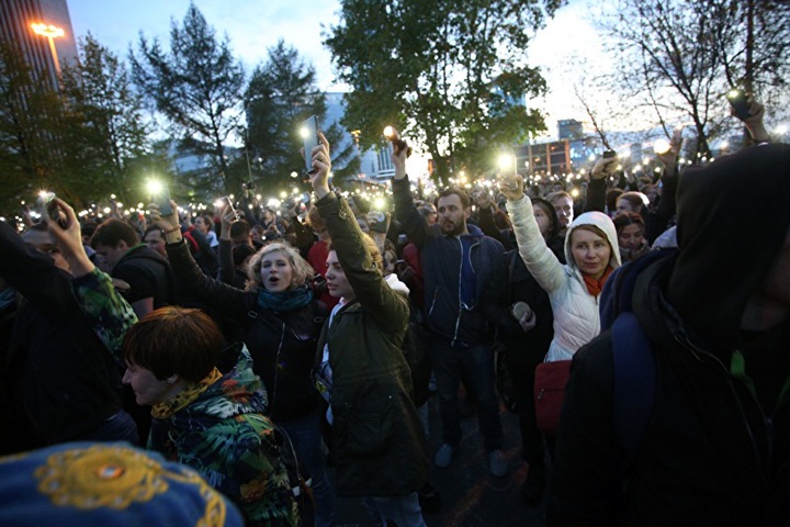 Борьба за Екатеринбург. Самый мощный оппонент власти — стихийный протест