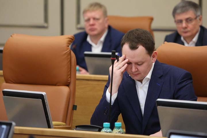 Оппозиционный красноярский депутат получил семь лет колонии за взятку