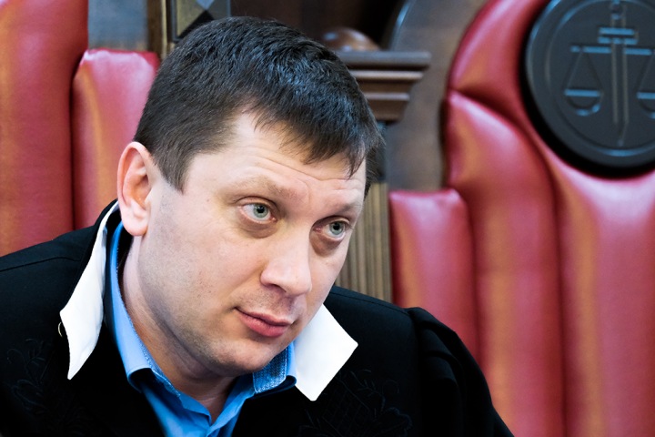 Судья обнаружил «убийство» в деле замов Тулеева
